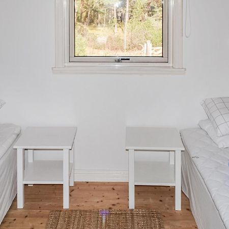 Gorgeous Home In Borrby With Wifi 외부 사진