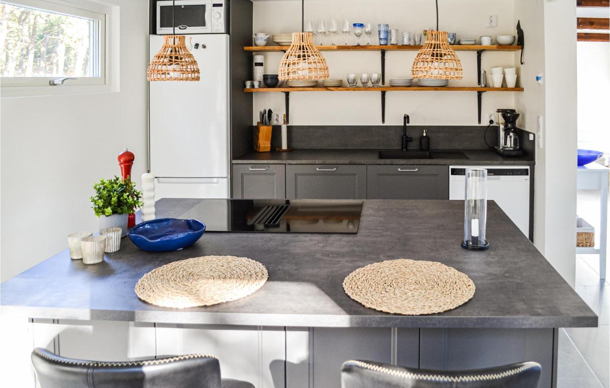 Gorgeous Home In Borrby With Wifi 외부 사진