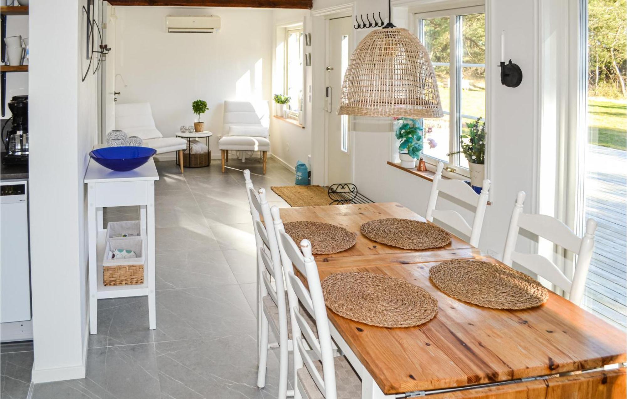 Gorgeous Home In Borrby With Wifi 외부 사진